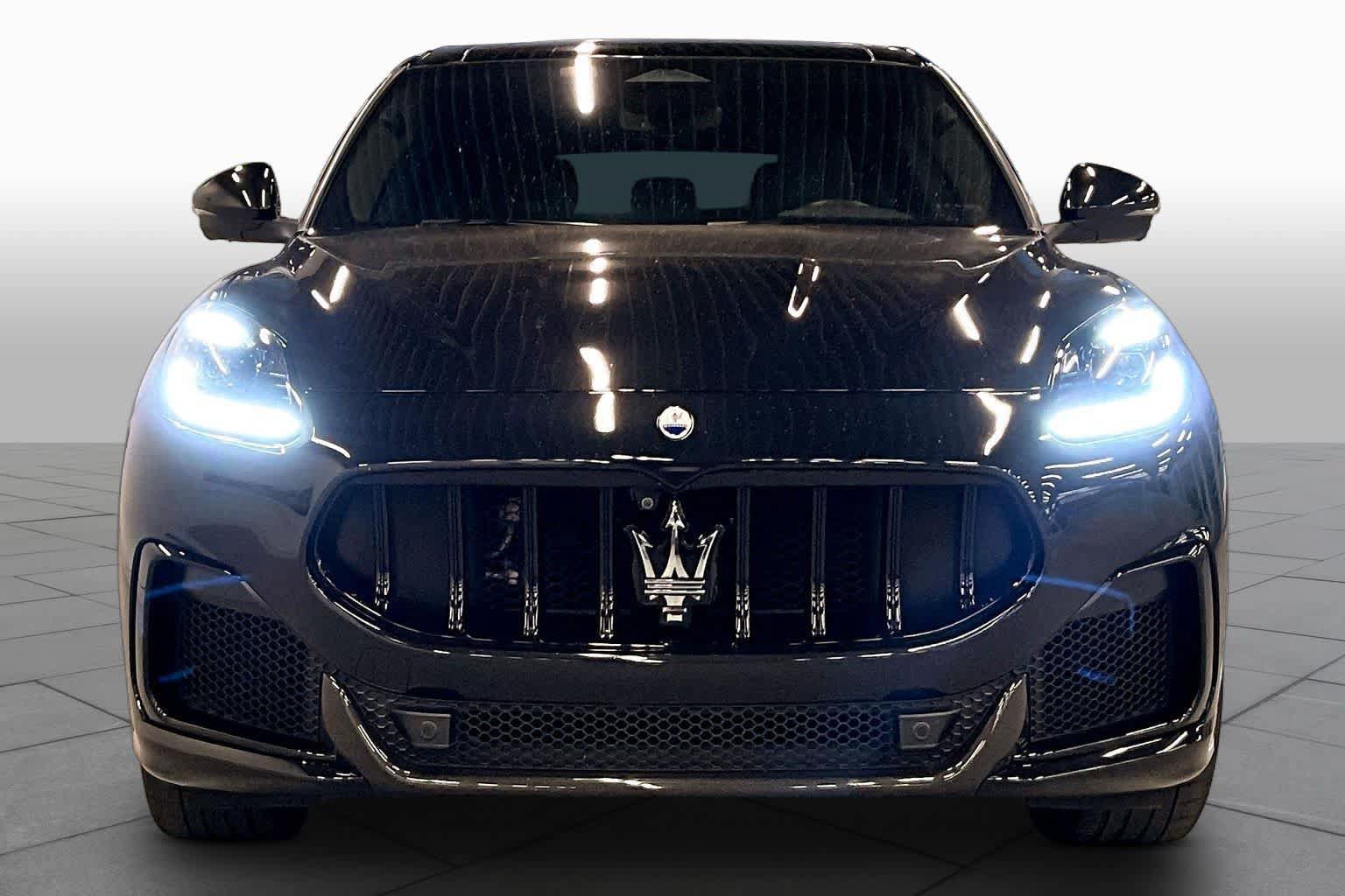 Used 2023 Maserati Grecale Trofeo AWD/4WD image 4