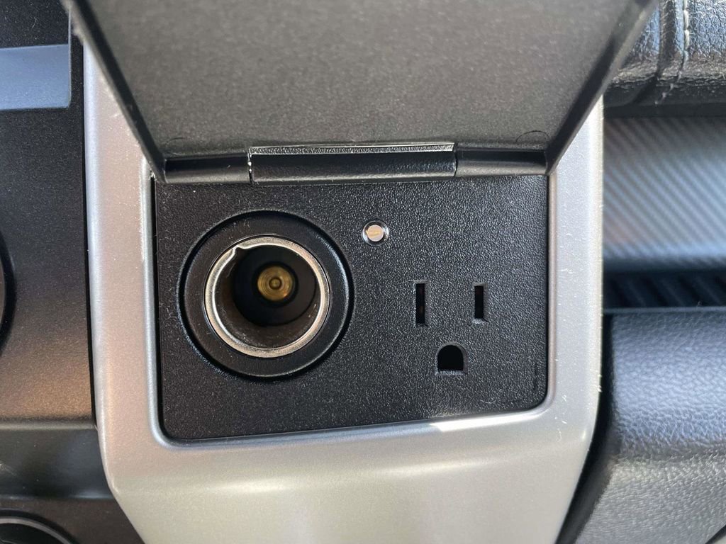 Certified 2019 Ford F150 Lariat image 23