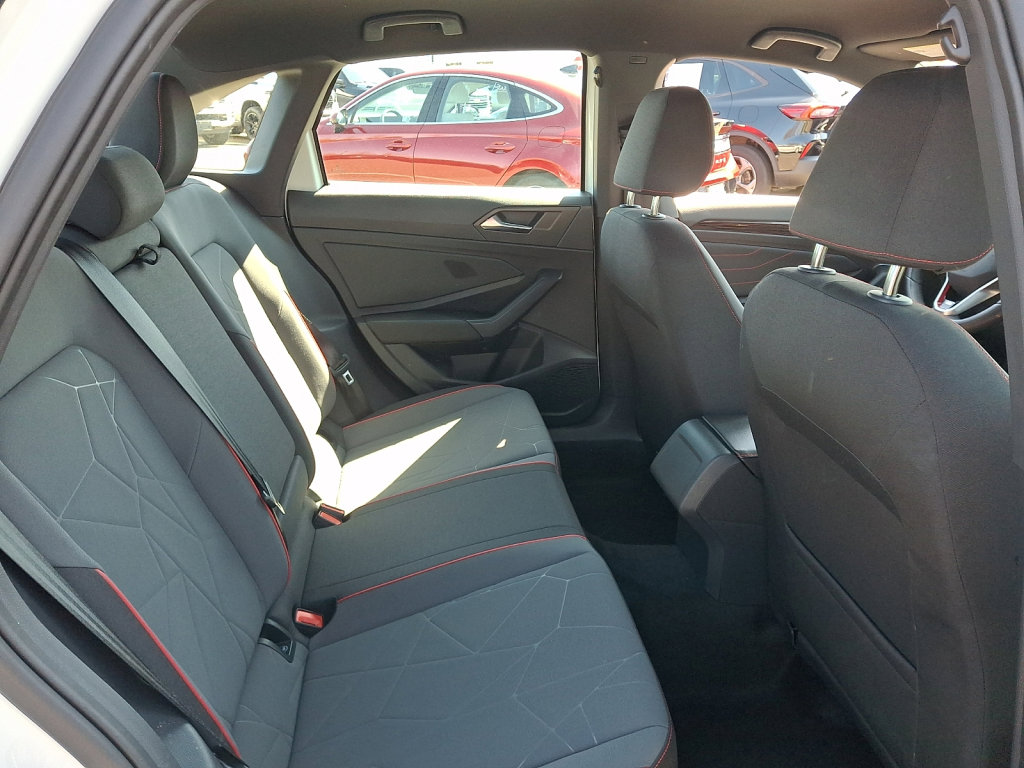 Used 2024 Volkswagen Jetta GLI 40th Anniversary Edition image 15