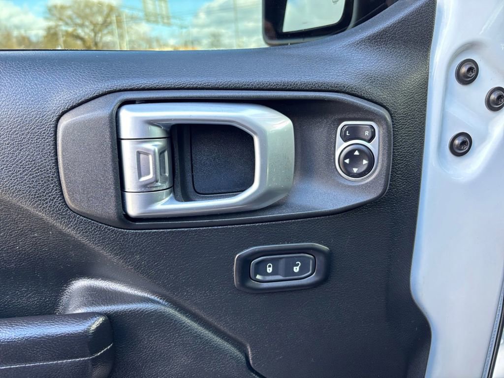 Used 2020 Jeep Wrangler Unlimited Sport S image 16
