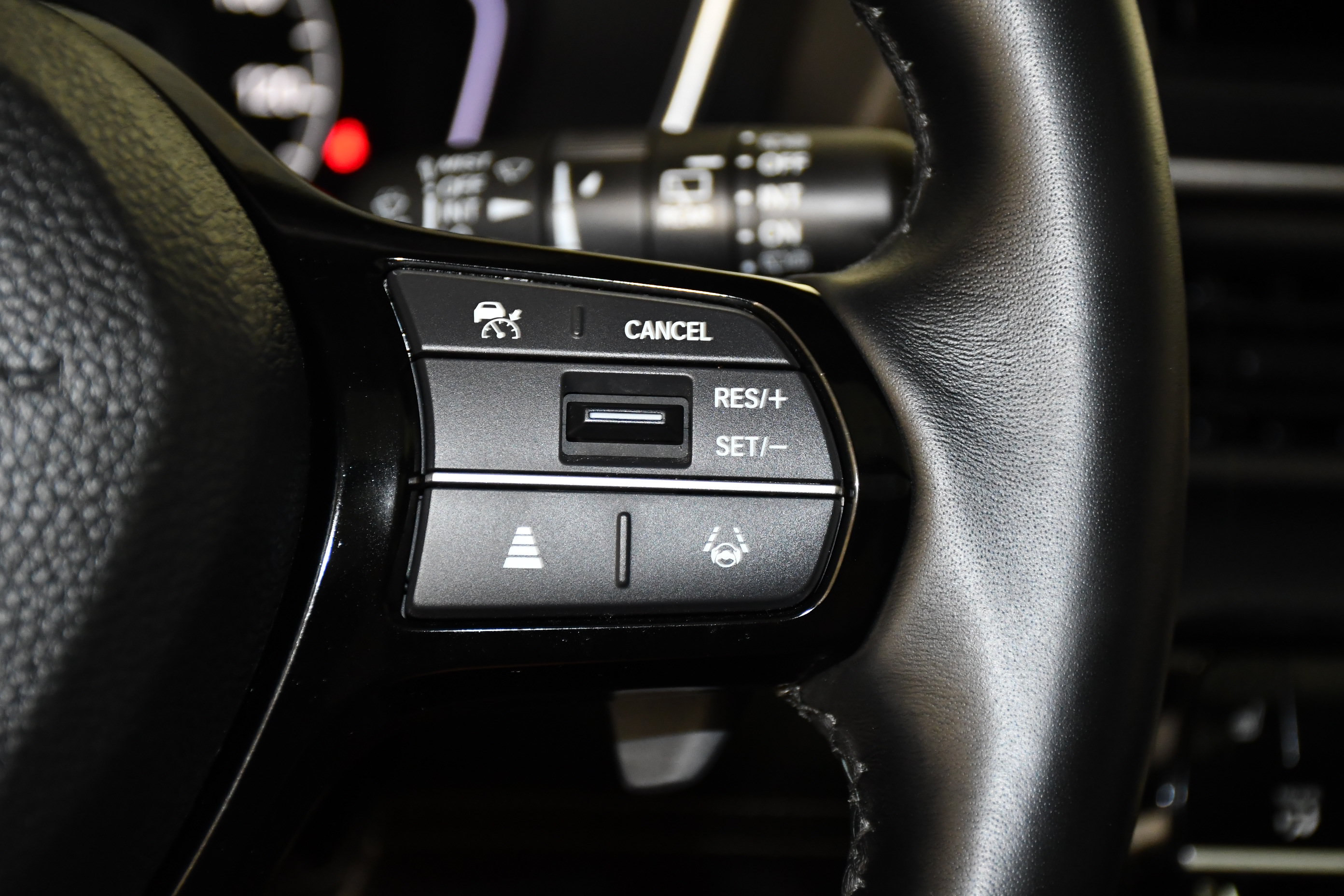 Used 2025 Honda Pilot Touring image 21