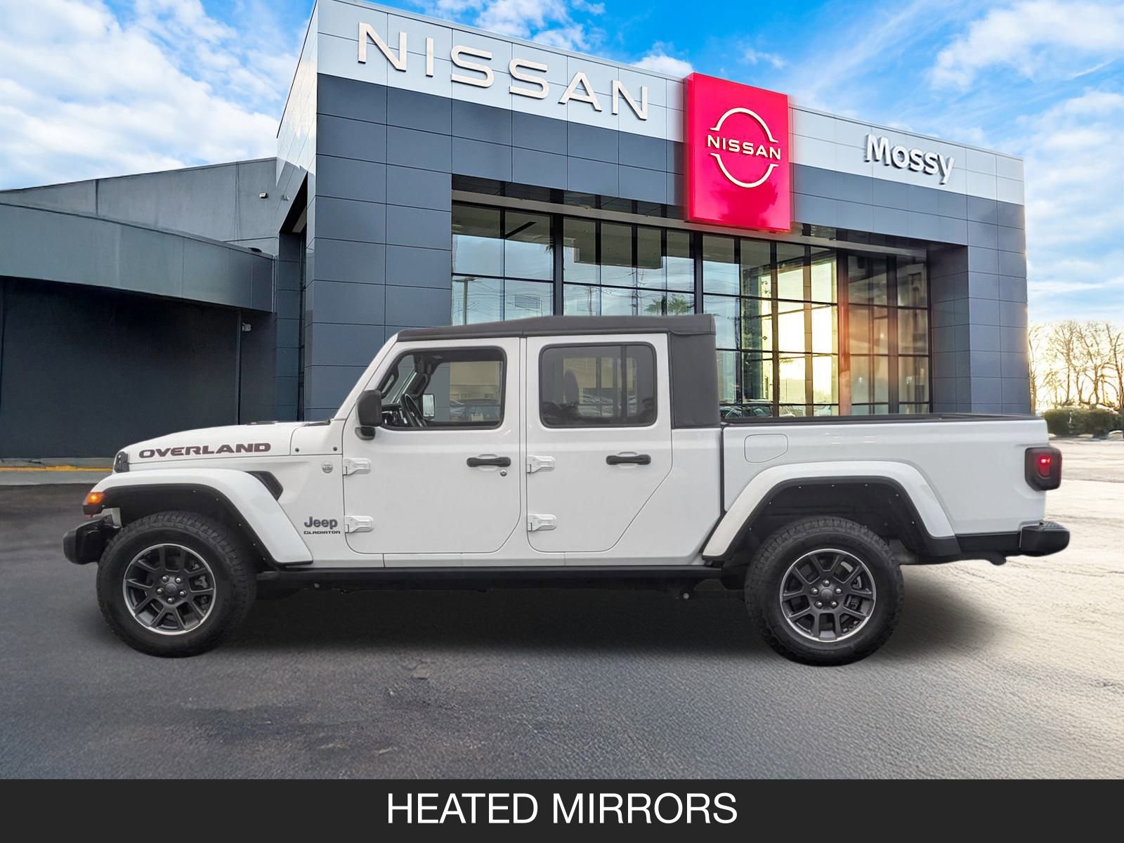 Used 2022 Jeep Gladiator Overland image 5