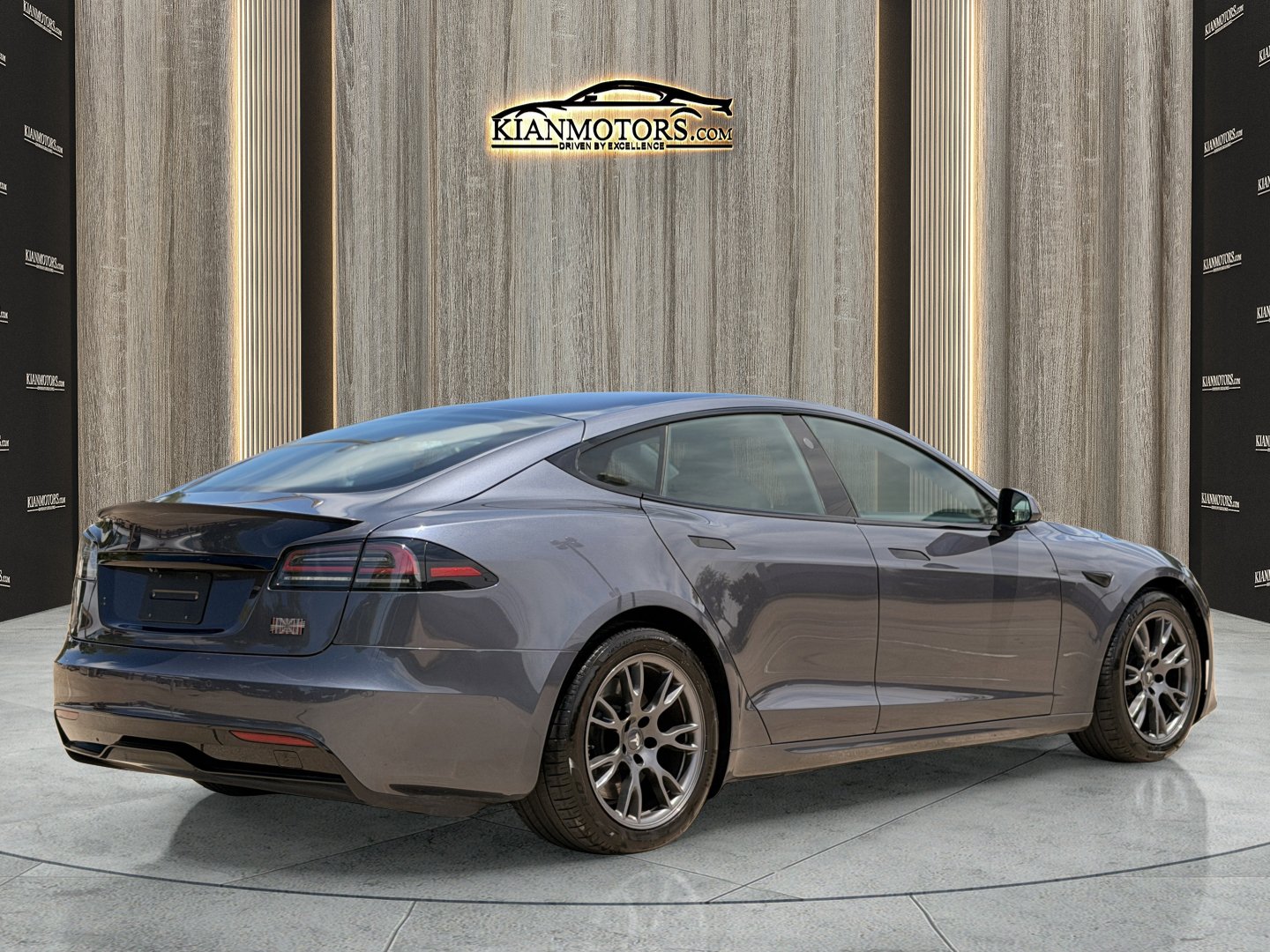 Used 2022 Tesla Model S Plaid AWD/4WD image 10