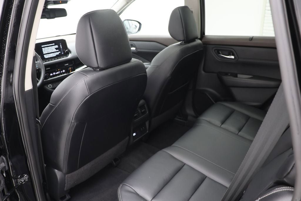 Used 2023 Nissan Rogue SL w/ SL Premium Package AWD/4WD image 9