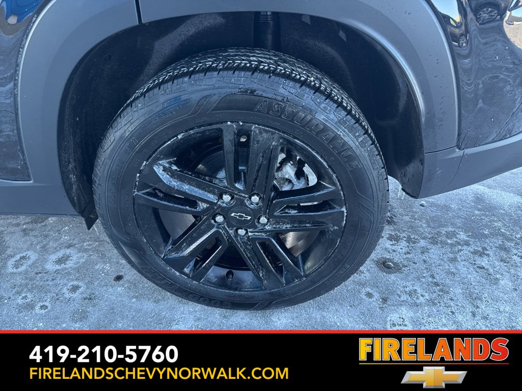 Certified 2025 Chevrolet Trax ACTIV w/ Sunroof Package image 16