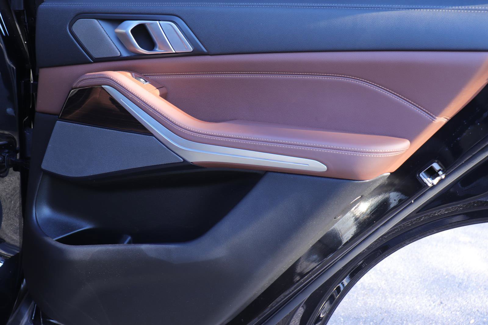 Used 2021 BMW X5 sDrive40i w/ Premium Package image 21