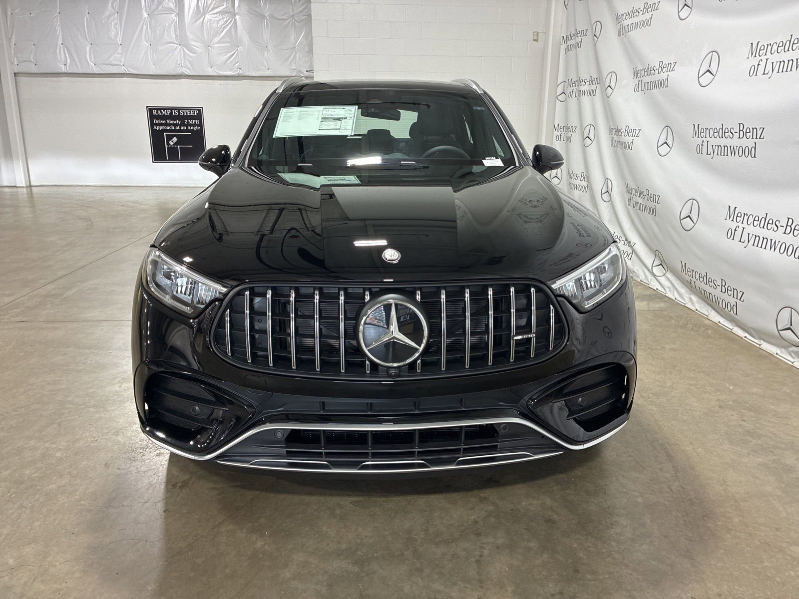 New 2026 Mercedes-Benz GLC 43 AMG 4MATIC image 2