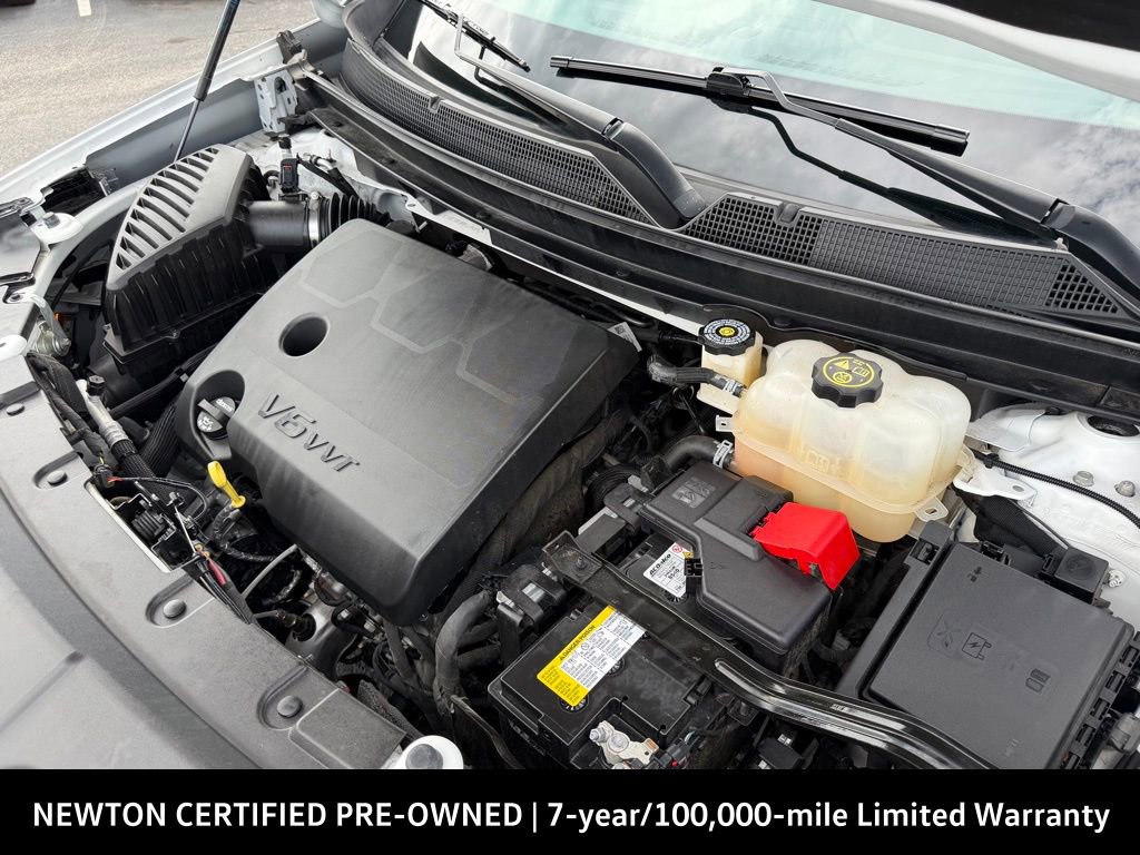 Used 2023 Chevrolet Traverse LT FWD image 43