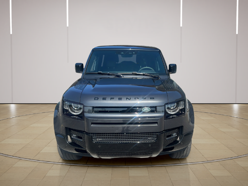 Used 2023 Land Rover Defender 90 V8 AWD/4WD image 10