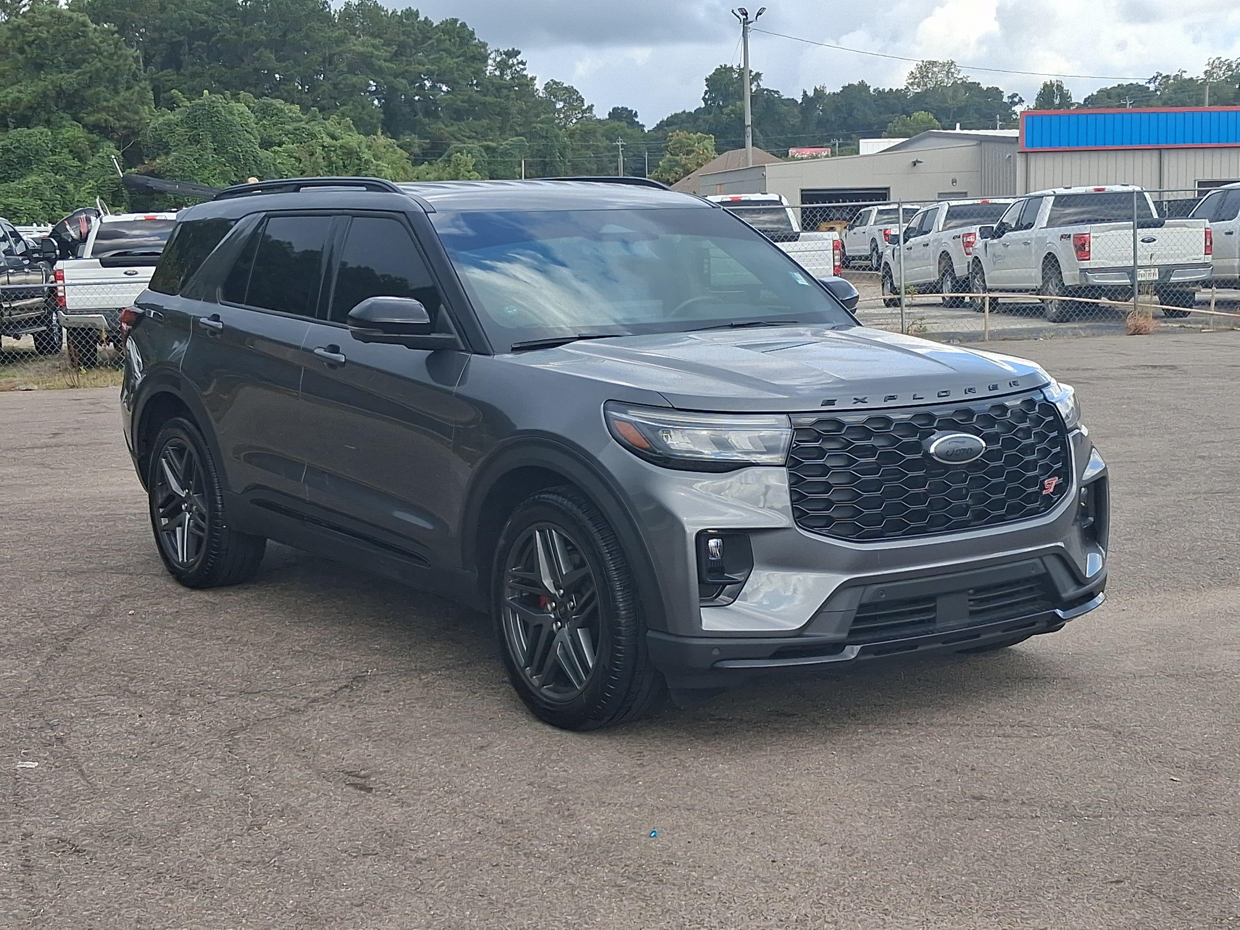 Used 2025 Ford Explorer ST