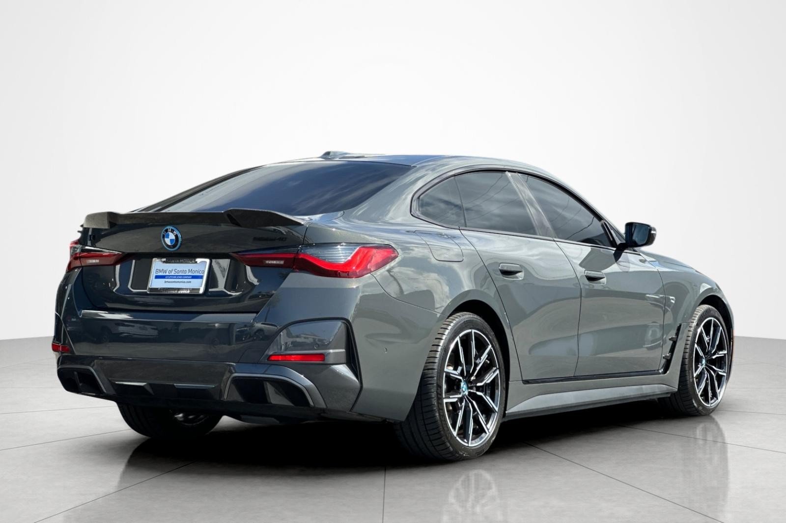 Used 2023 BMW i4 eDrive40 w/ M Sport Package RWD image 5