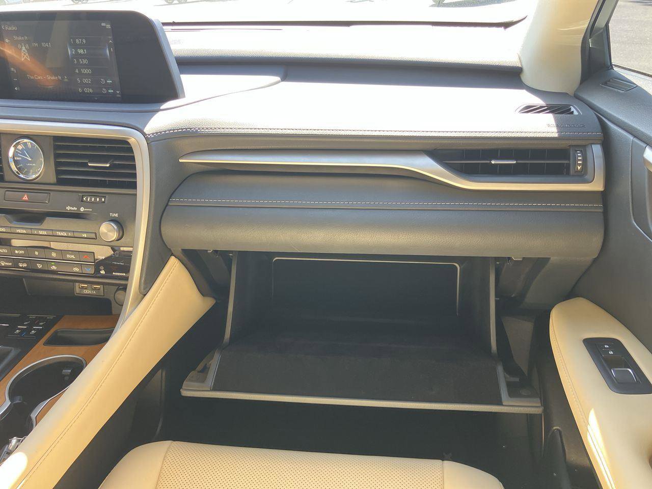 Used 2022 Lexus RX 350 FWD w/ Premium Package image 16