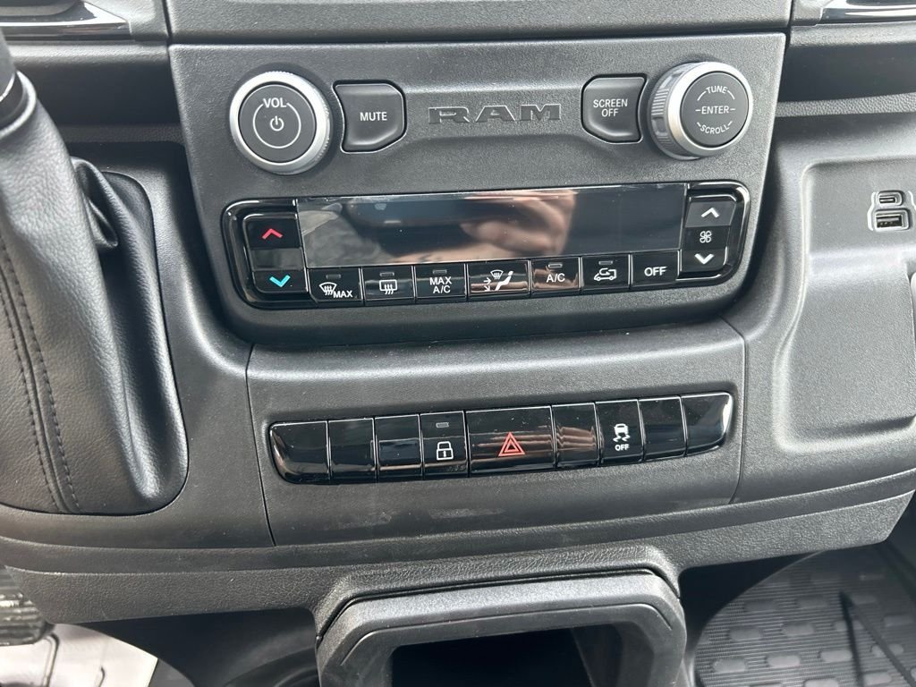 New 2026 RAM ProMaster 2500 w/ Convenience Group FWD image 15
