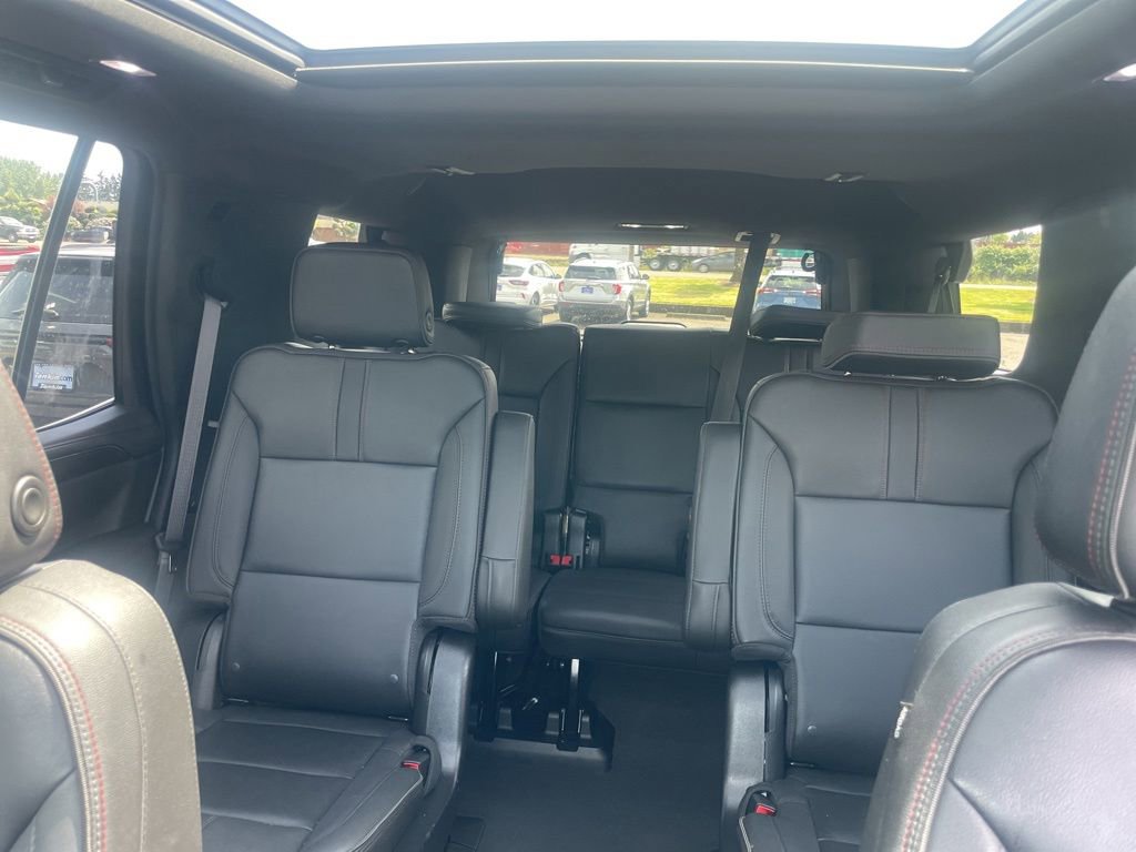 Used 2022 Chevrolet Tahoe RST w/ Sport Performance Package AWD/4WD image 7