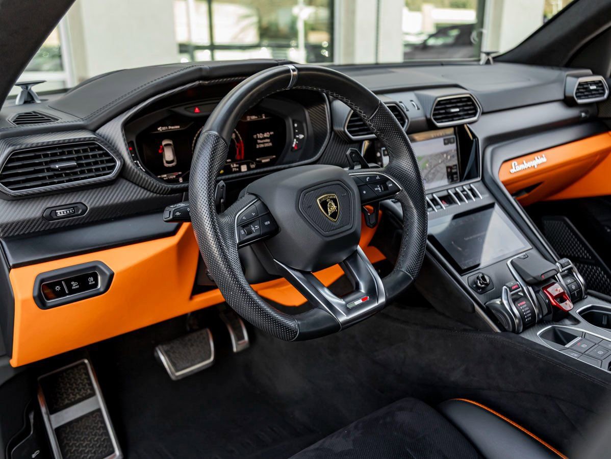 Used 2024 Lamborghini Urus S image 15