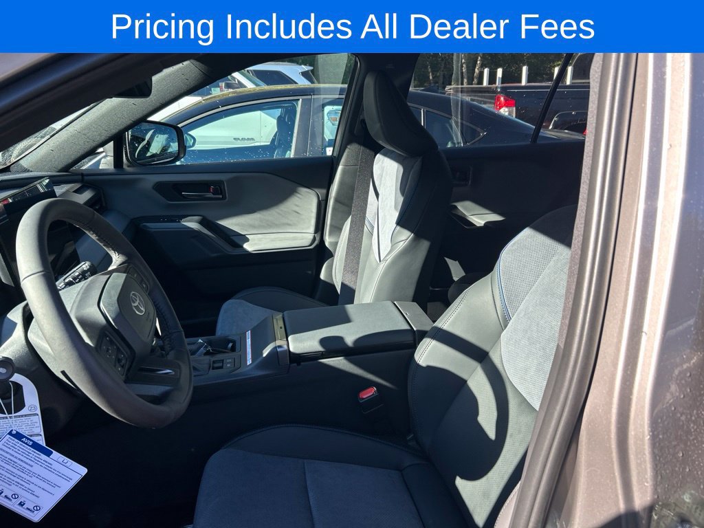 New 2026 Toyota RAV4 XSE w/ Weather Package AWD/4WD image 19