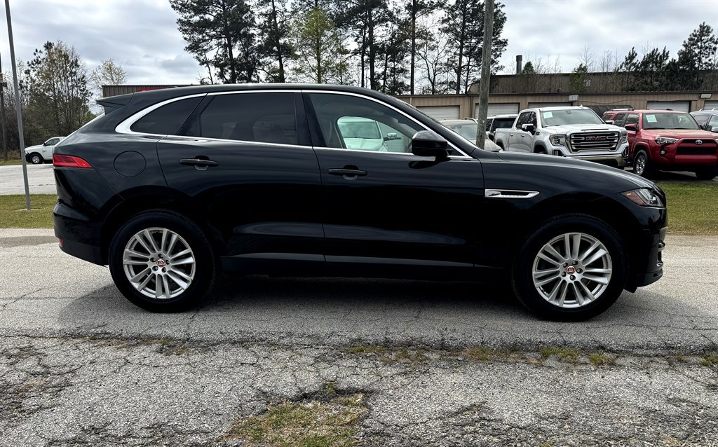 Used 2017 Jaguar F-PACE Prestige AWD/4WD image 7