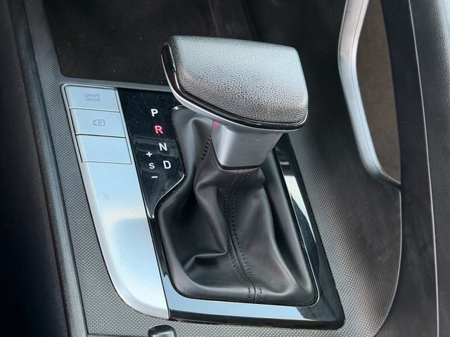Used 2022 Hyundai Elantra SEL FWD image 23