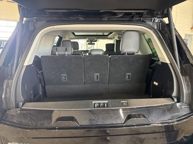 Used 2025 Ford Expedition Active AWD/4WD image 12