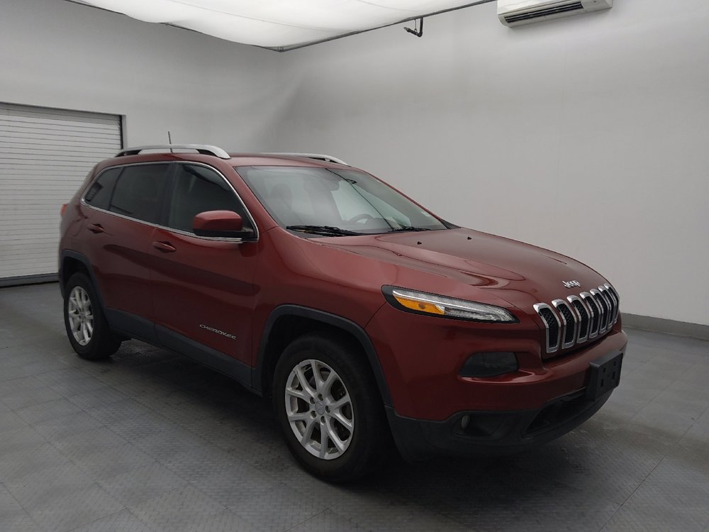 Used 2016 Jeep Cherokee Latitude w/ Cold Weather Group image 13