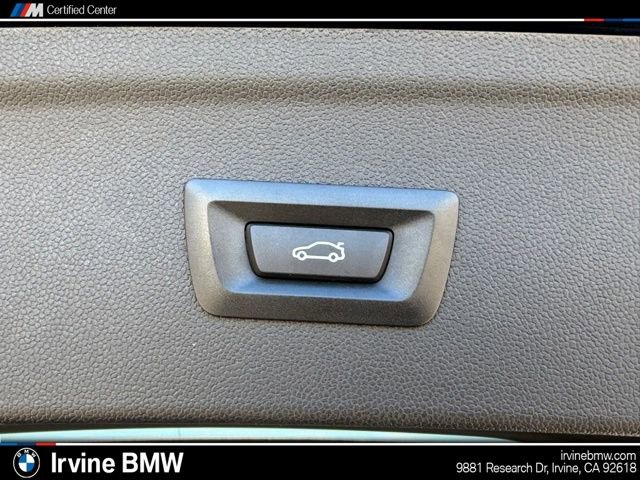 Used 2026 BMW iX xDrive45 w/ M Sport Package image 17