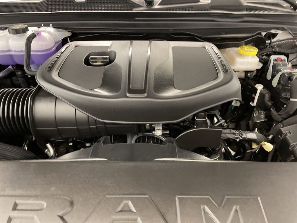 New 2026 RAM 1500 Express image 17