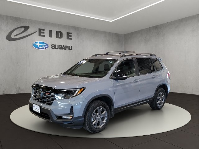 Used 2025 Honda Passport TrailSport image 10