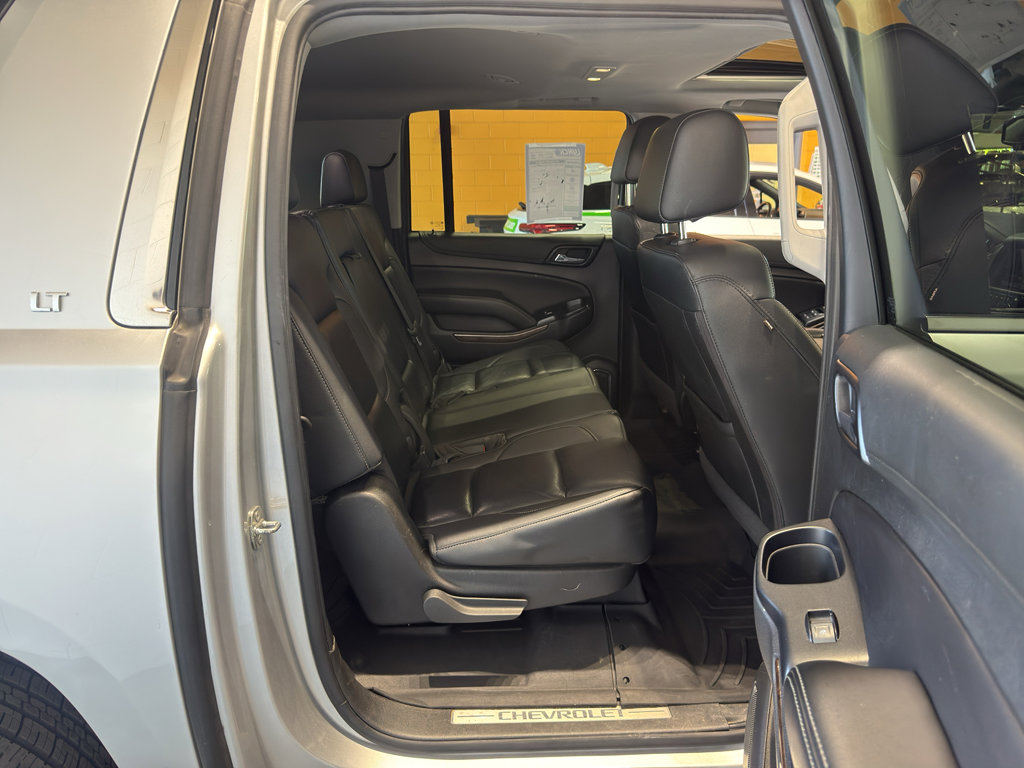 Used 2020 Chevrolet Suburban LT AWD/4WD image 19