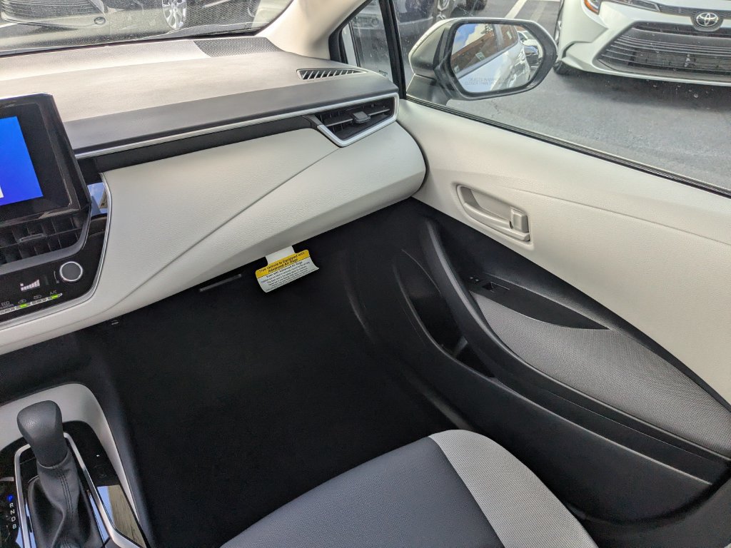 New 2027 Toyota Corolla LE FWD image 15