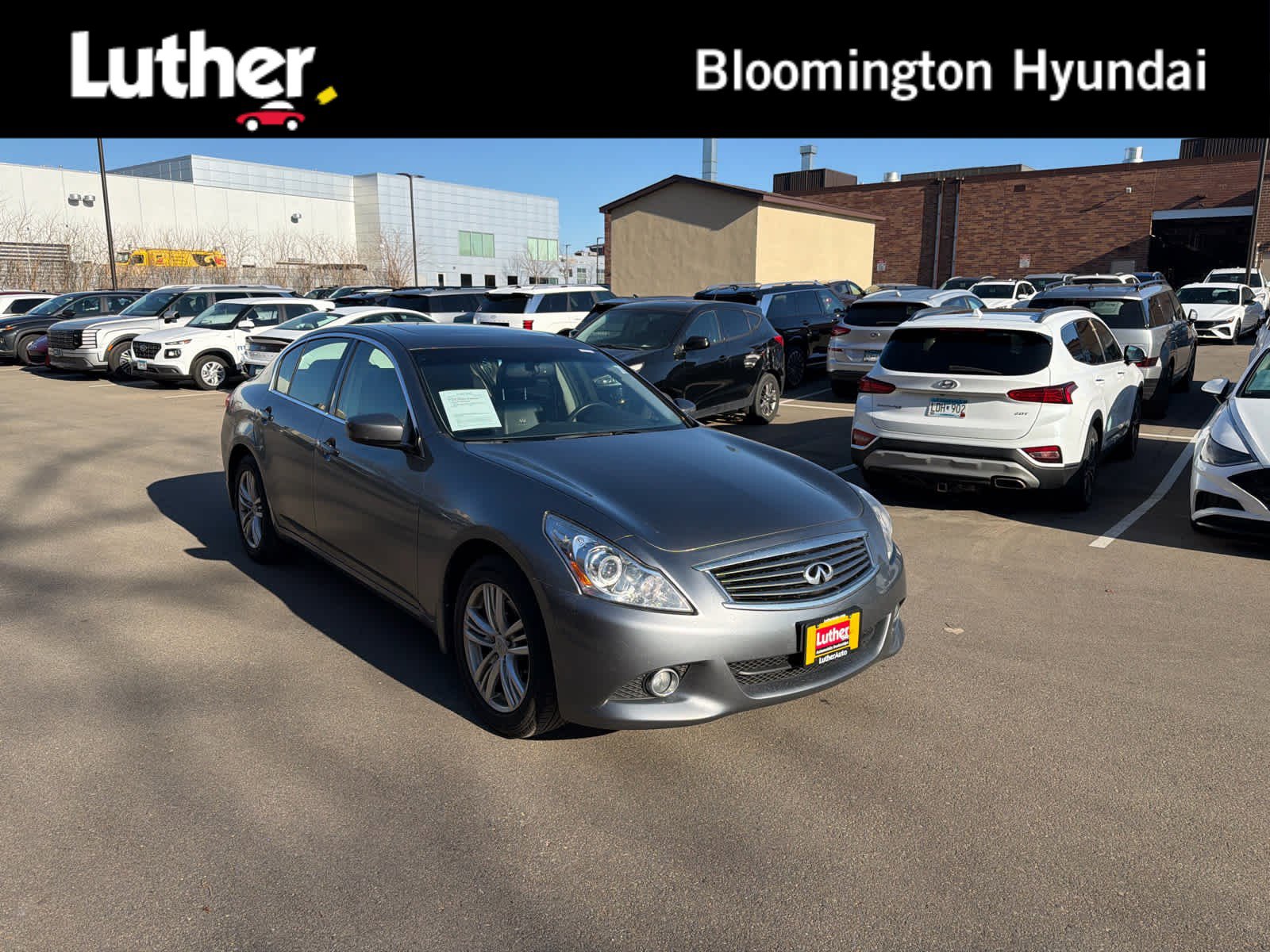 Used 2013 INFINITI G37 x w/ Premium Pkg AWD/4WD image 1