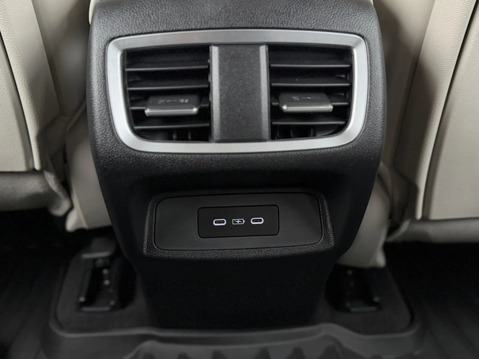 Used 2025 Acura RDX SH-AWD w/ Technology Package image 38