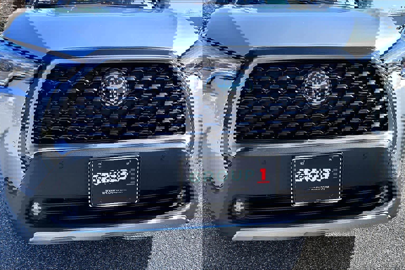 Used 2025 Toyota Corolla Cross XLE w/ Convenience Package image 30