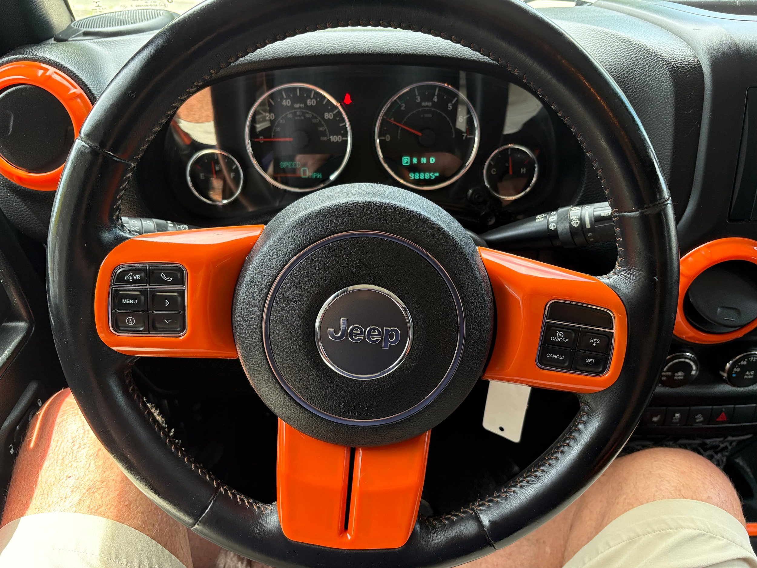Used 2017 Jeep Wrangler Sahara AWD/4WD image 35