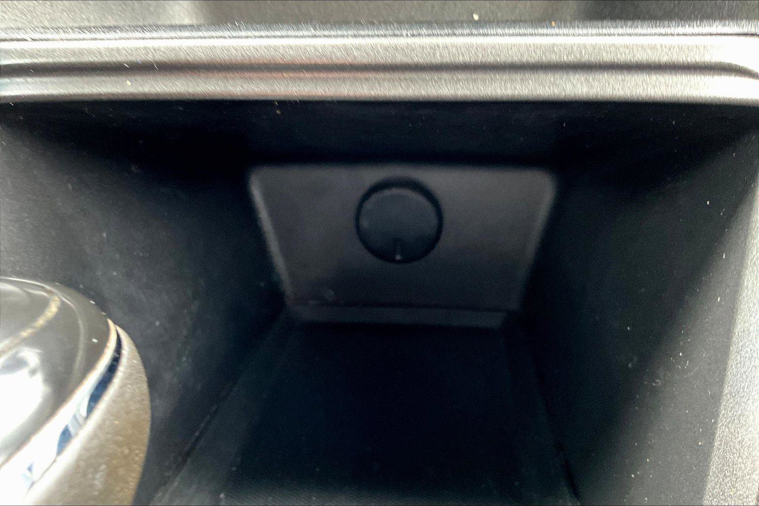 Used 2016 Chevrolet Equinox LT w/ LPO, Protection Package AWD/4WD image 32