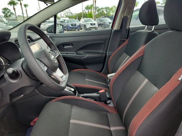 Certified 2025 Nissan Versa SR w/ Trunk Package FWD image 29