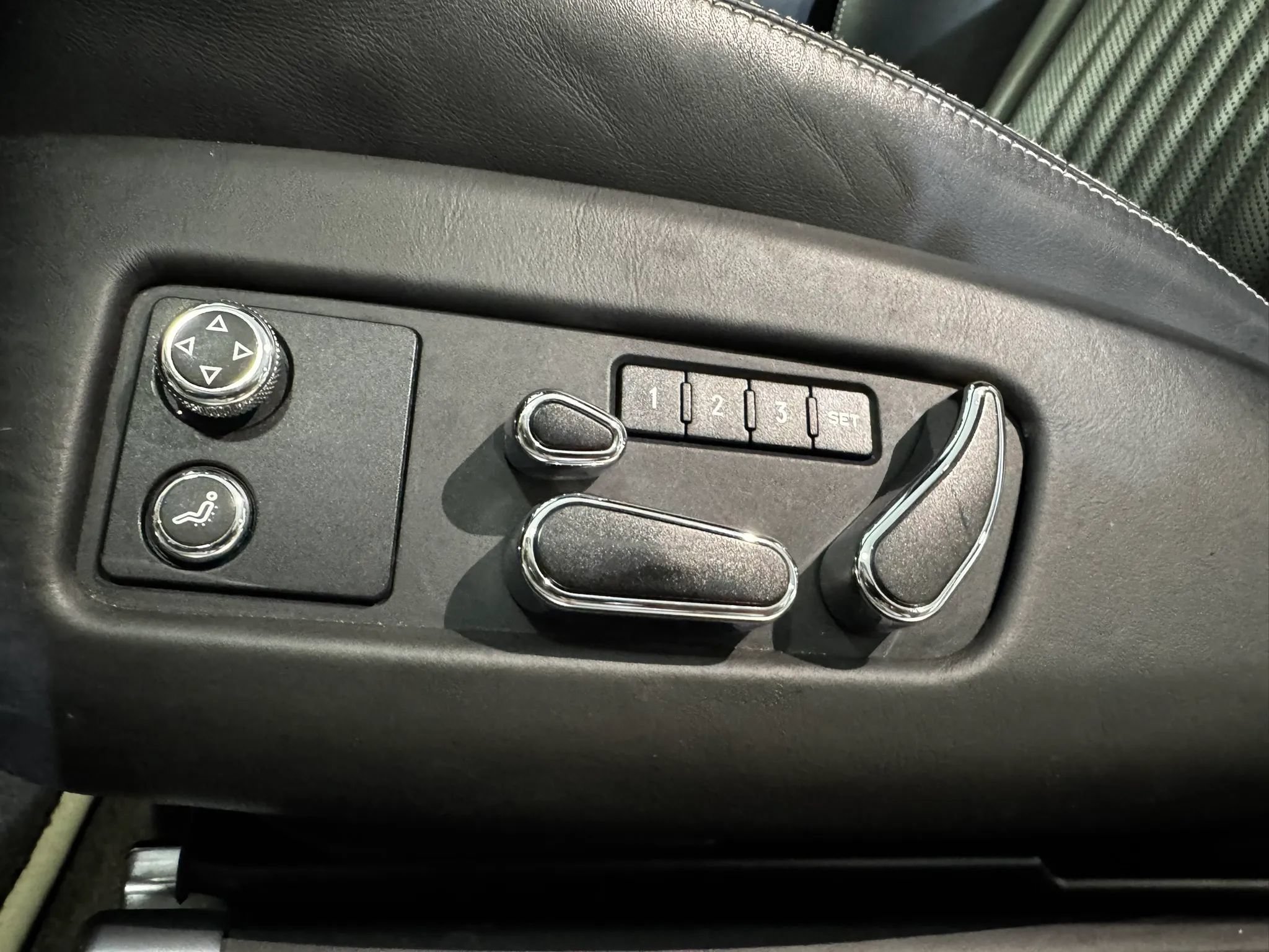 Used 2017 Bentley Continental GT AWD/4WD image 14