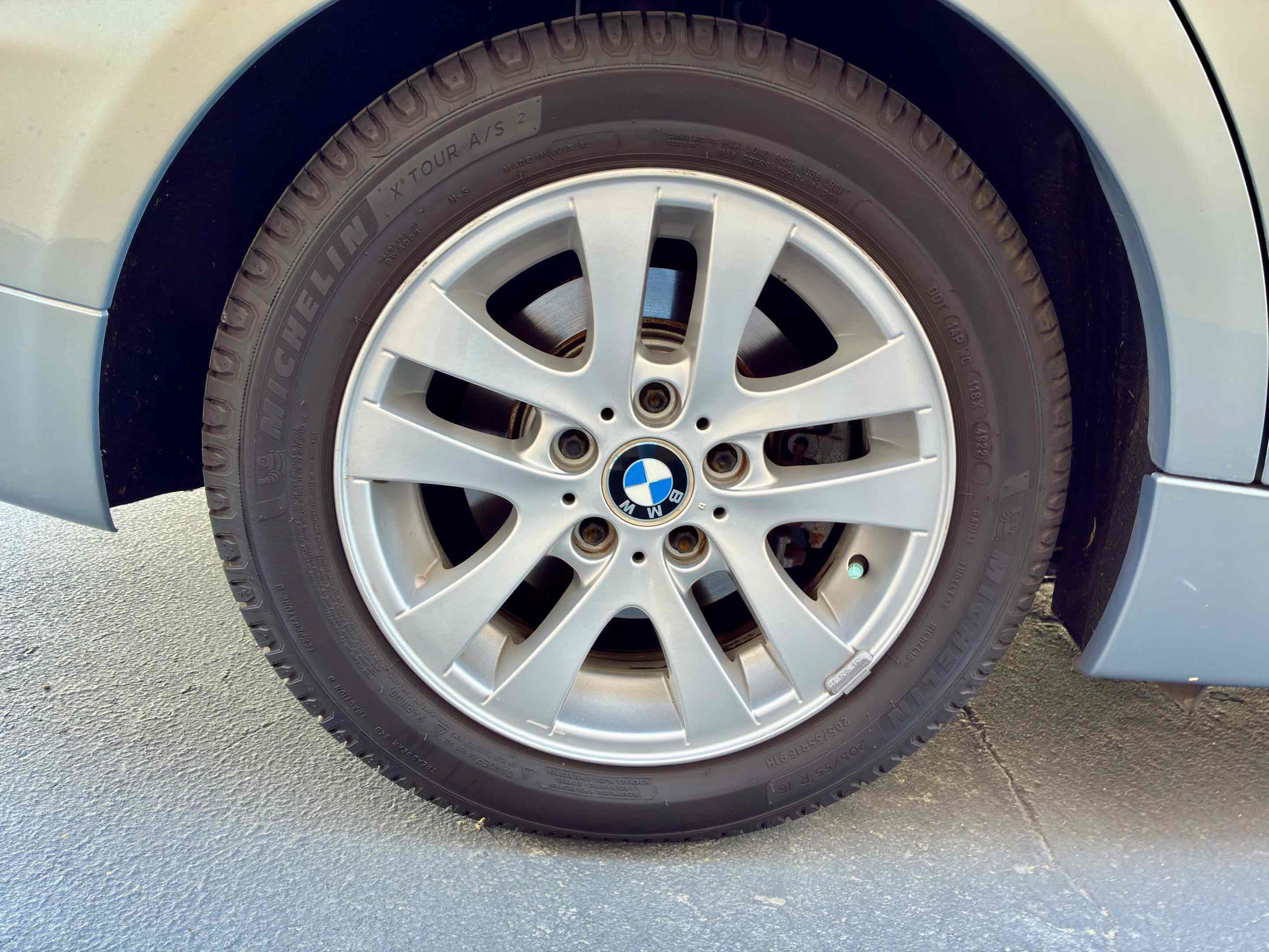 Used 2007 BMW 328i Wagon RWD image 14
