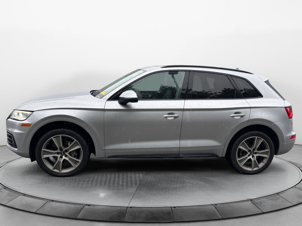 Used 2019 Audi Q5 2.0T Premium Plus w/ Premium Plus Package AWD/4WD image 4