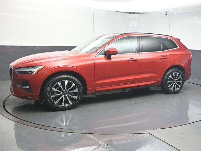 Used 2023 Volvo XC60 B5 Core w/ Climate Package FWD image 4