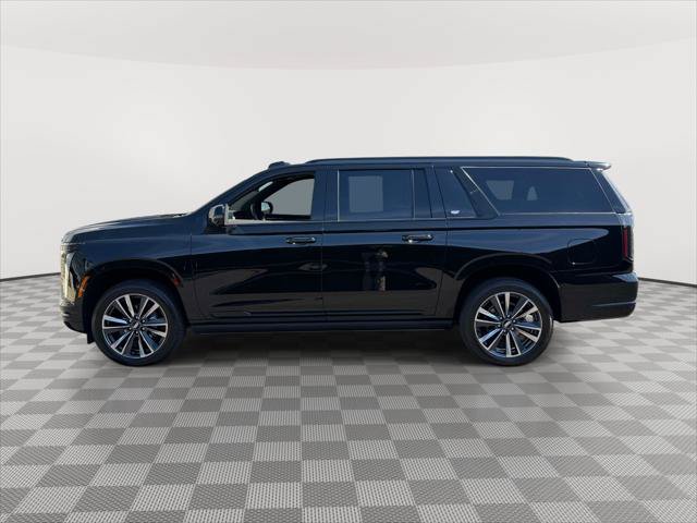 Used 2025 Cadillac Escalade ESV Sport AWD/4WD image 4