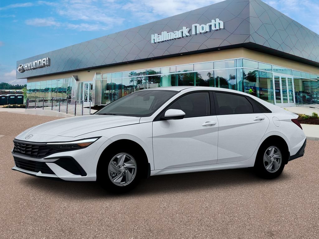 New 2026 Hyundai Elantra SE FWD image 2