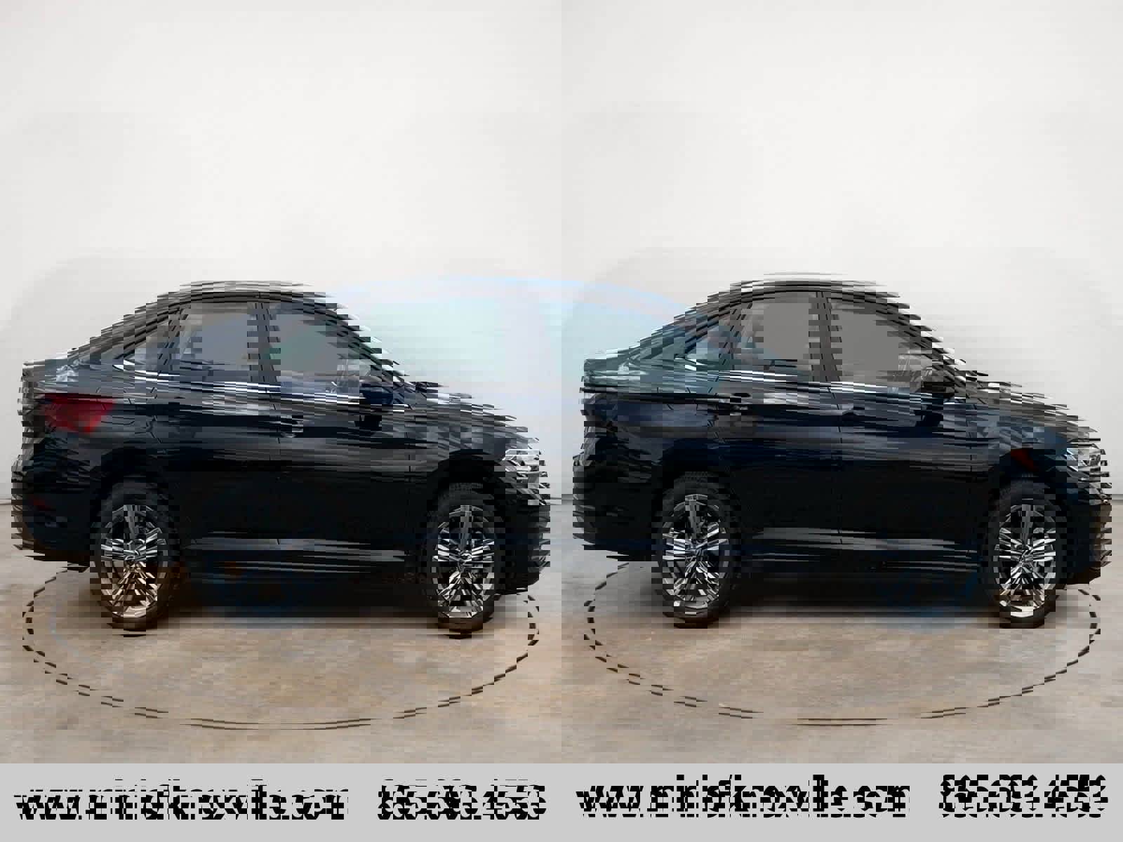 Used 2023 Volkswagen Jetta SE image 2