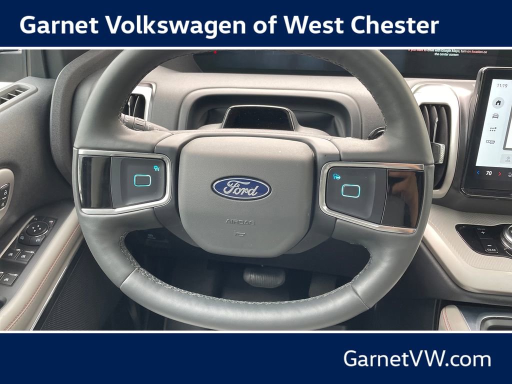 Used 2025 Ford Expedition Max Active AWD/4WD image 15