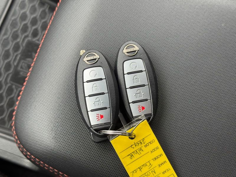 Used 2023 Nissan Frontier PRO-4X w/ Pro-4X Premium Package image 39