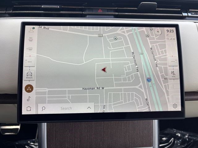 Used 2024 Land Rover Range Rover Long Wheelbase SE image 24