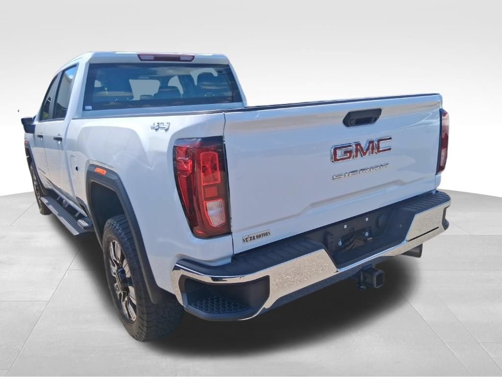 Used 2025 GMC Sierra 2500 Pro AWD/4WD image 4