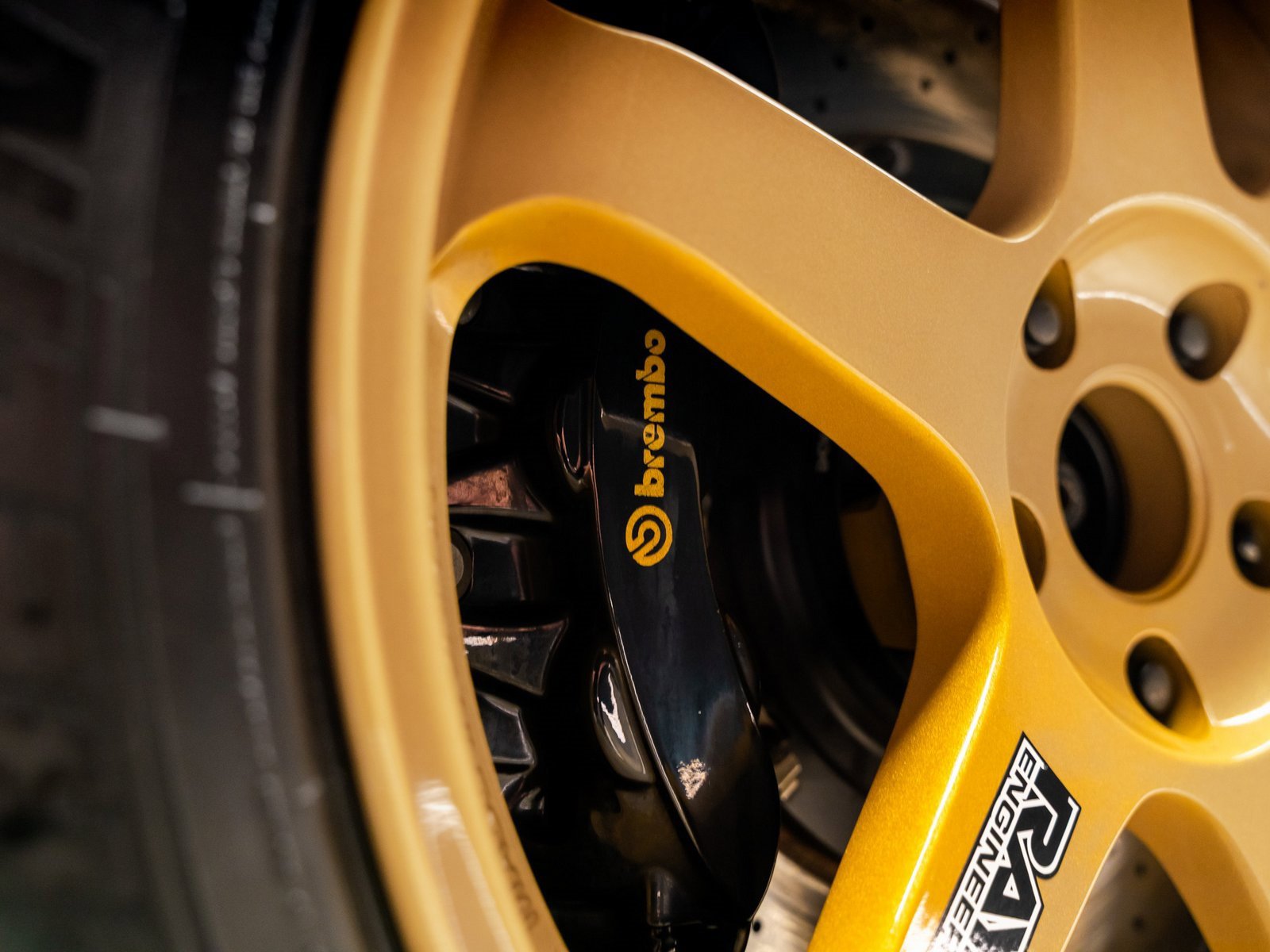 Used 2015 Nissan GT-R Premium image 27