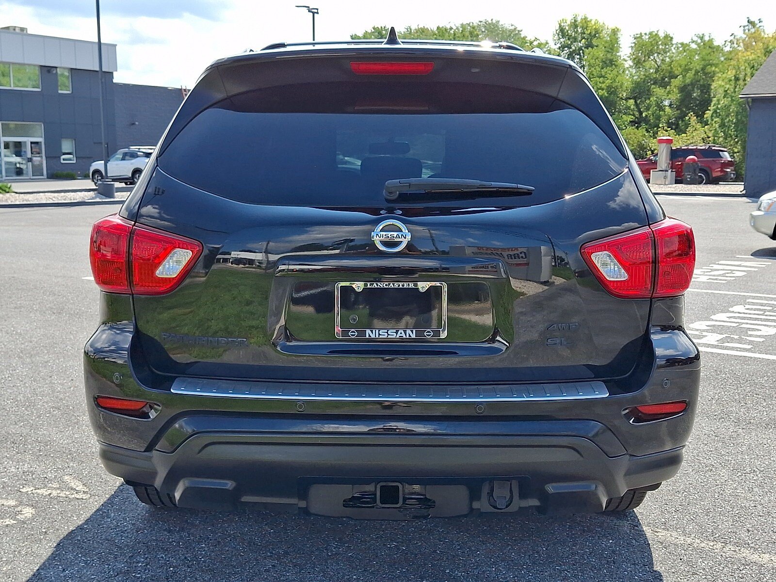 Used 2020 Nissan Pathfinder SL AWD/4WD image 6