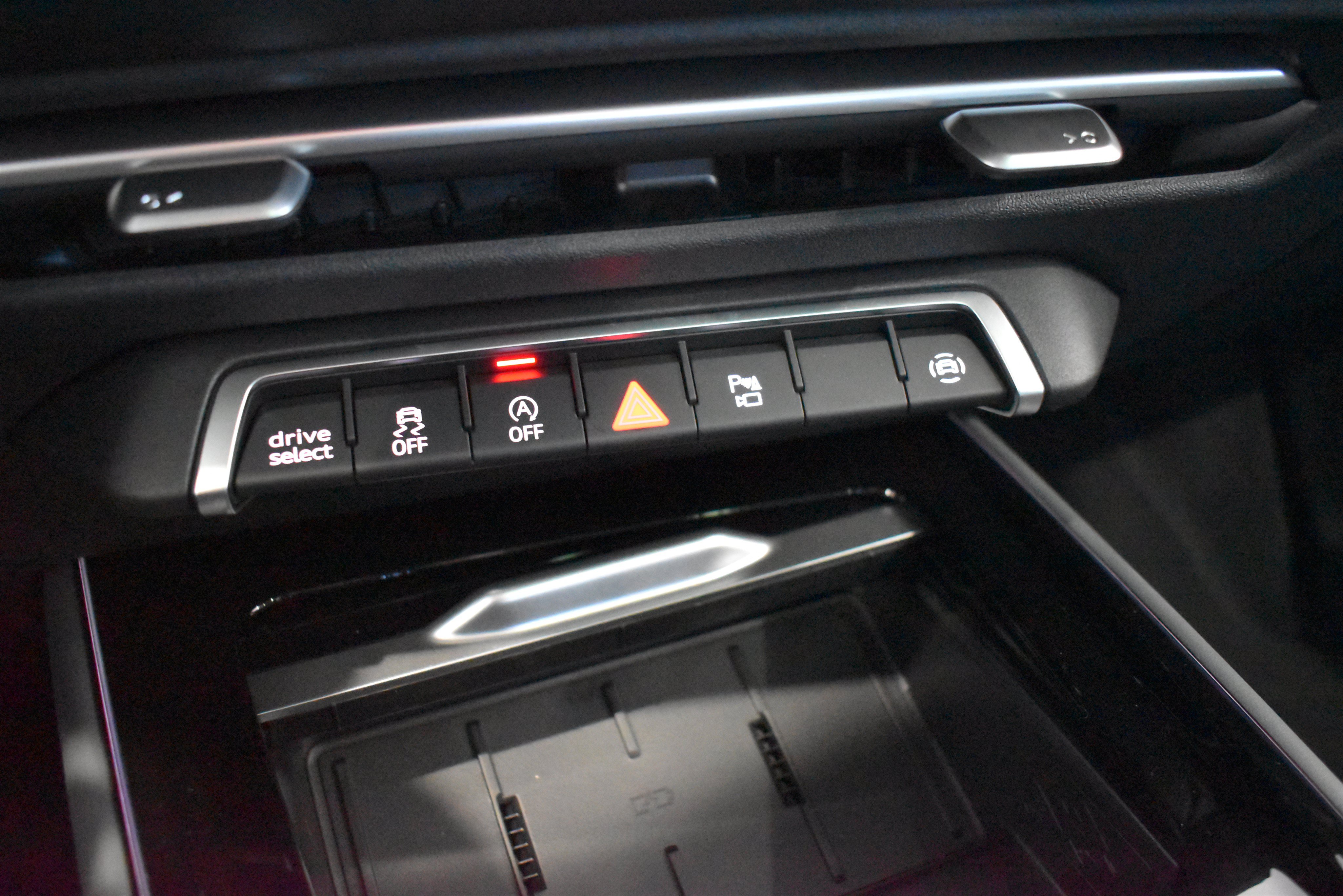 New 2026 Audi Q3 quattro 2.0T AWD/4WD image 15