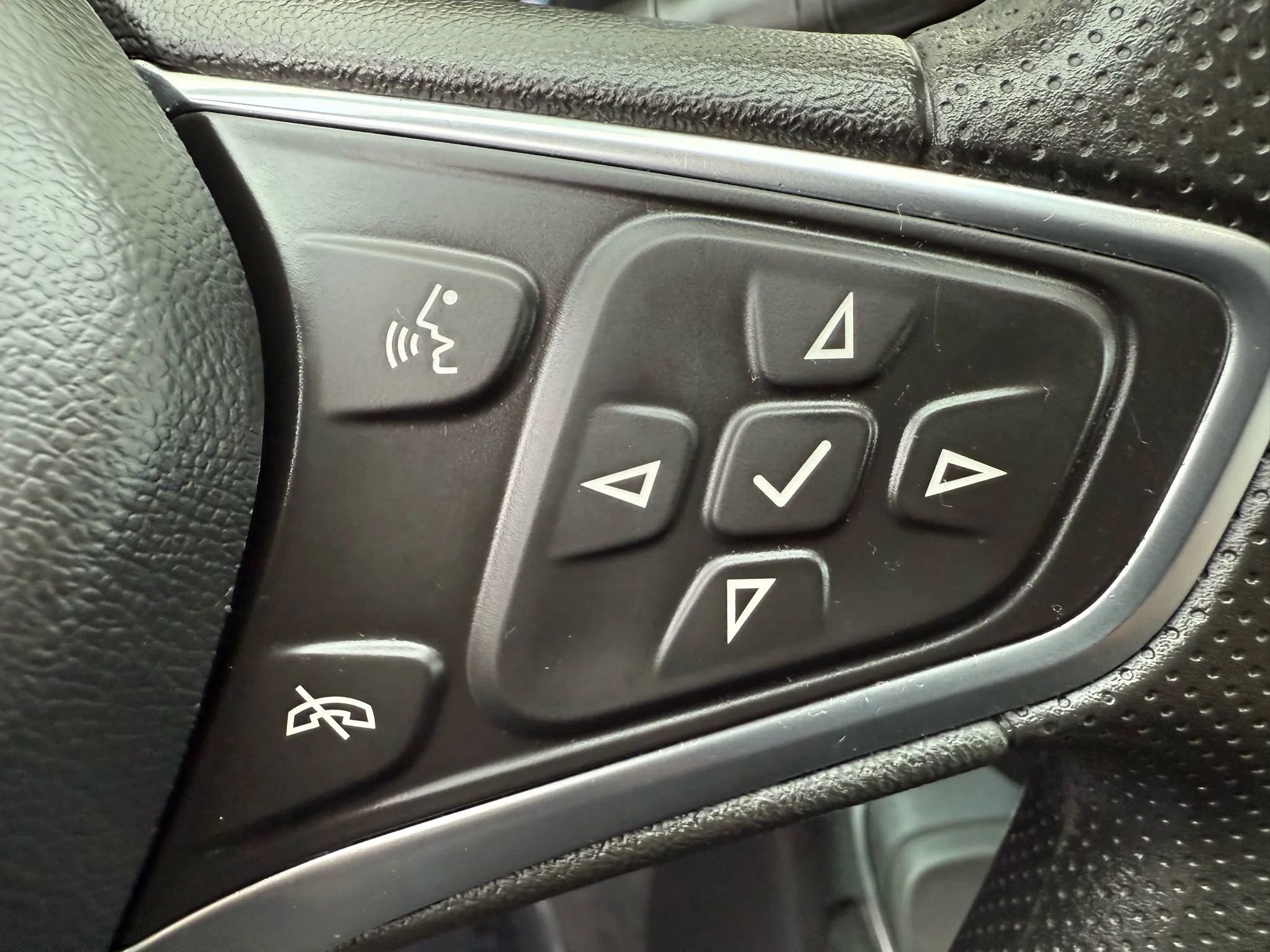 Used 2023 Chevrolet Malibu LT image 29